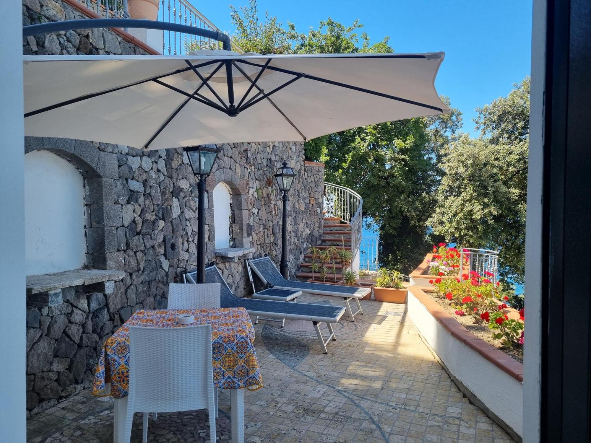 L'Incanto Suites Ischia Казамиччола-Терме Экстерьер фото