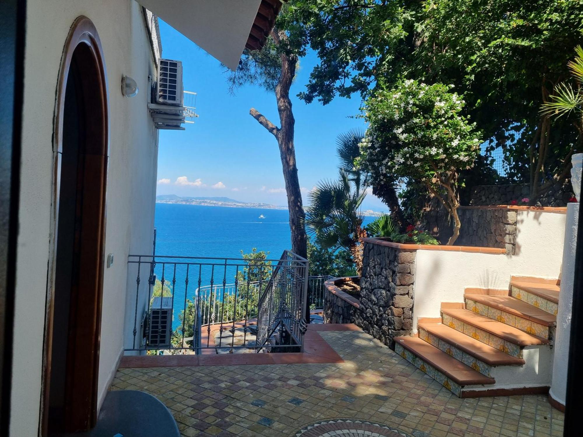 L'Incanto Suites Ischia Казамиччола-Терме Экстерьер фото