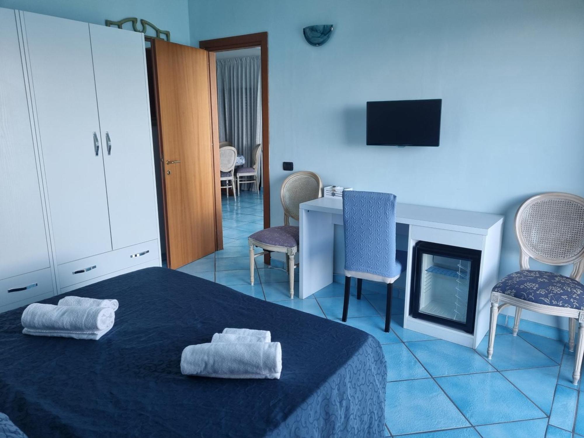 L'Incanto Suites Ischia Казамиччола-Терме Экстерьер фото