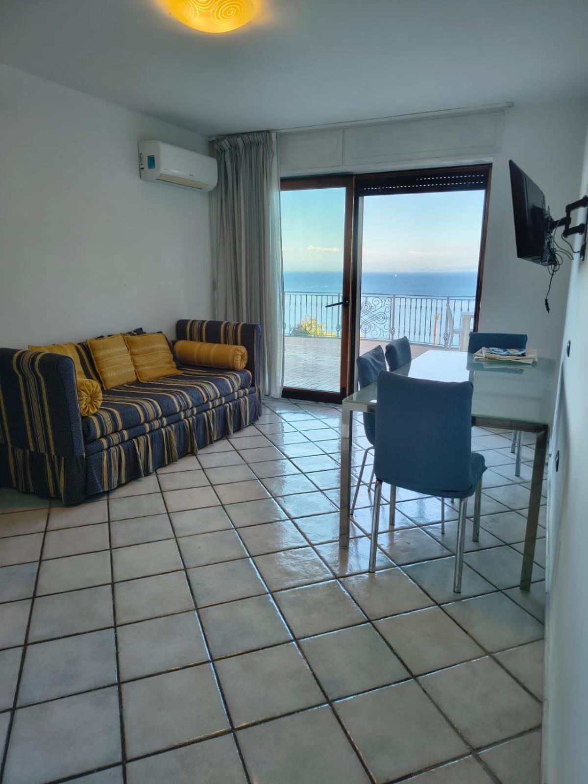 L'Incanto Suites Ischia Казамиччола-Терме Экстерьер фото