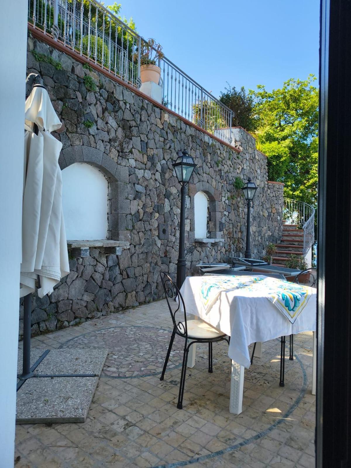 L'Incanto Suites Ischia Казамиччола-Терме Экстерьер фото